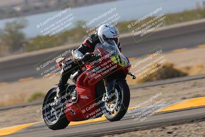 media/Dec-18-2022-SoCal Trackdays (Sun) [[8099a50955]]/Turn 14 (940am)/